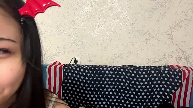 kishagrayone online show from April 2026 01:50:02 PM