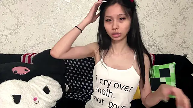 kishagrayone online show from April 2026 01:26:02 PM