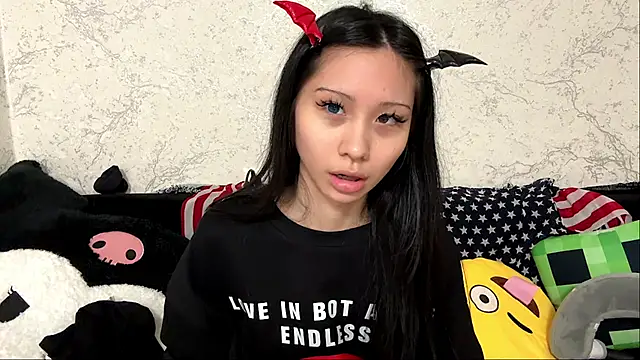 kishagrayone online show from May 2026 01:36:01 PM