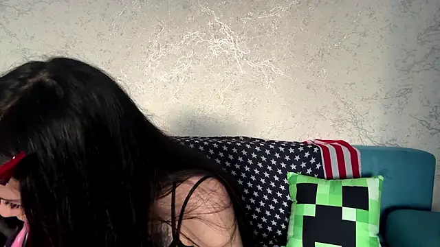 kishagrayone online show from March 2026 12:50:02 PM