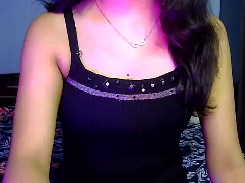 Snapshot of Awesome-sona chatting on June 2026 07:00:02 PM Awesome-sona online show from June 2026 07:00:02 PM