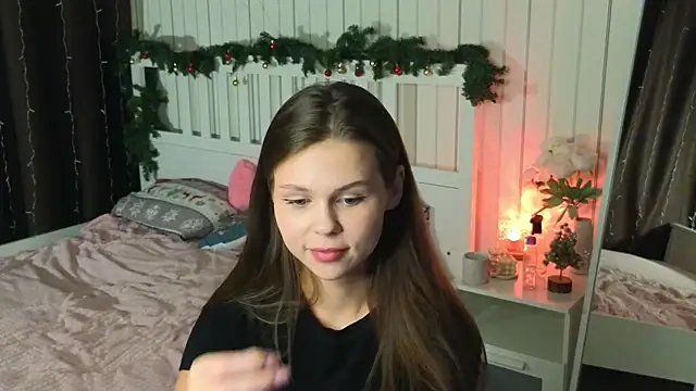 EarthaLevra online show from February 2026 07:13:01 PM