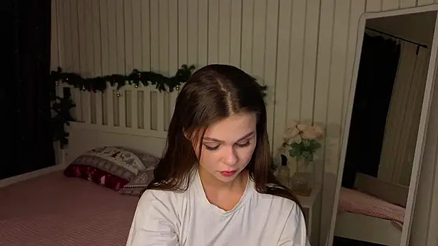 EarthaLevra online show from March 2026 08:13:01 PM