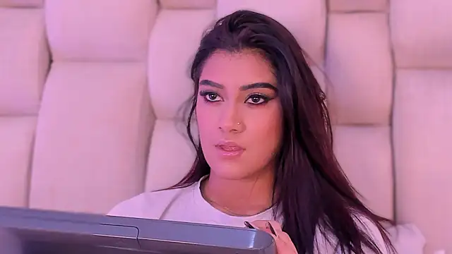 Snapshot of KatherineRuiz_ chatting on March 2026 12:34:01 PM KatherineRuiz online show from March 2026 12:34:01 PM