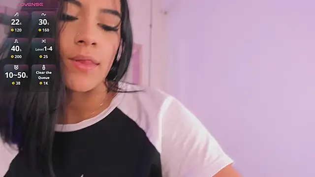 Snapshot of KatherineRuiz_ chatting on April 2026 12:42:02 PM KatherineRuiz online show from April 2026 12:42:02 PM