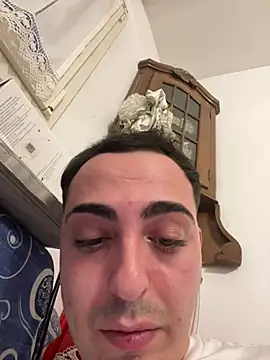 ombra99 online show from February 2026 05:23:02 PM