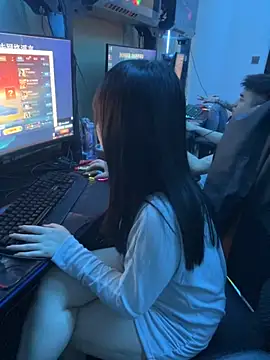 TTbeibei178 online show from February 2026 04:18:01 PM