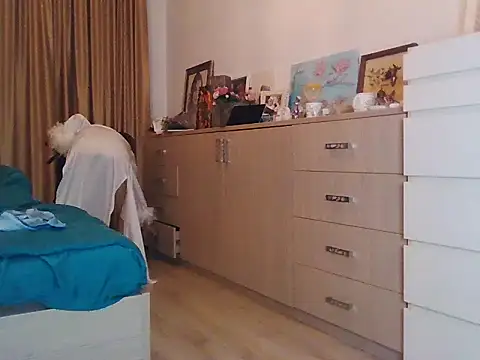 angelicfenix online show from March 2026 04:29:02 PM