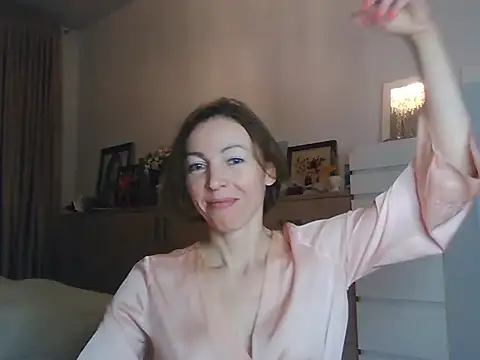 angelicfenix online show from February 2026 02:39:01 PM