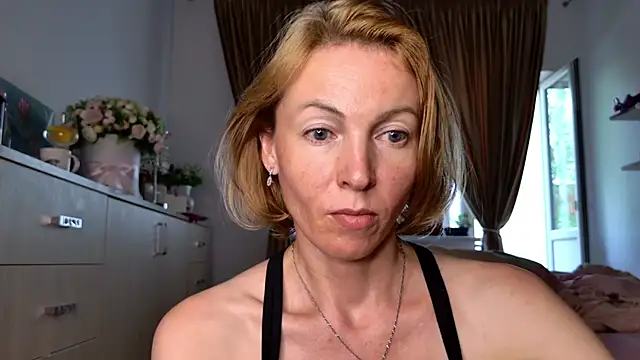 angelicfenix online show from May 2026 01:33:01 PM