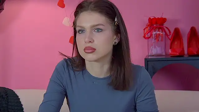 Snapshot of KristiClar chatting on February 2026 06:46:02 AM KristiClar online show from February 2026 06:46:02 AM