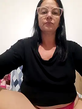 Camilegaucha online show from May 2026 08:45:01 PM