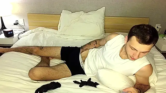 Snapshot of DarkRogue19 chatting on February 2026 05:24:02 PM DarkRogue19 online show from February 2026 05:24:02 PM