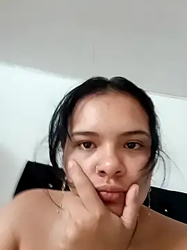 Emily Rouse23 online show from March 2026 06:15:02 PM