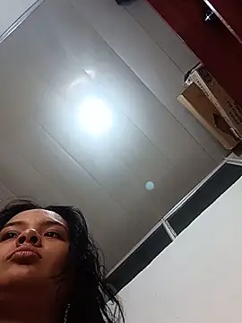 Emily Rouse23 online show from May 2026 02:32:01 AM