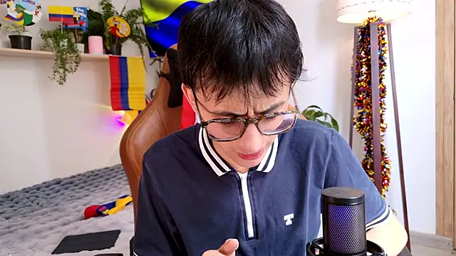 Snapshot of Sr_evann chatting on June 2026 04:41:01 PM Sr evann online show from June 2026 04:41:01 PM