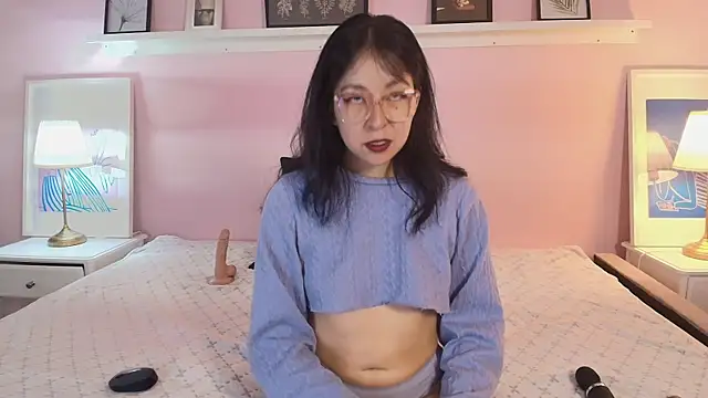 Abigailladyy online show from April 2026 11:36:01 AM