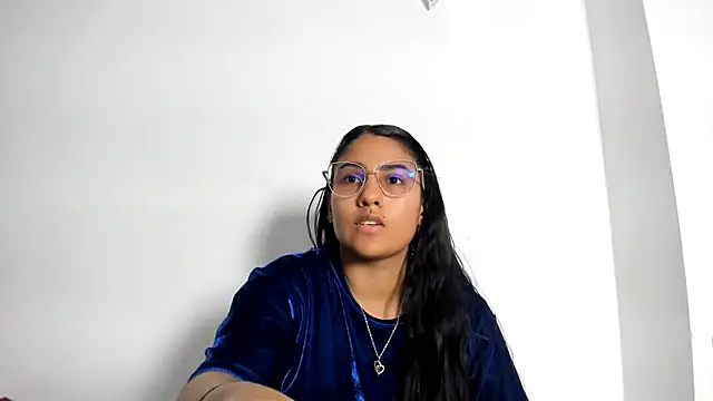 Snapshot of TatyGomez_ chatting on July 2026 04:02:02 AM TatyGomez online show from July 2026 04:02:02 AM