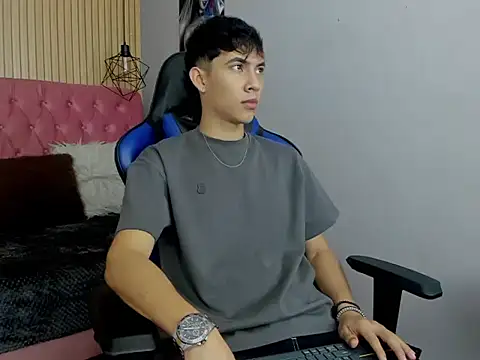 AronTawers online show from March 2026 12:42:01 PM