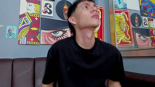 AronTawers online show from April 2026 07:06:02 PM