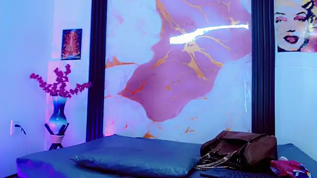 Valeria Linares online show from April 2026 03:35:01 AM