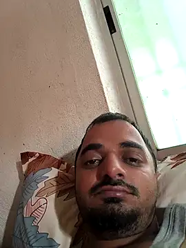 Snapshot of arya94 chatting on May 2026 01:42:02 AM arya94 online show from May 2026 01:42:02 AM