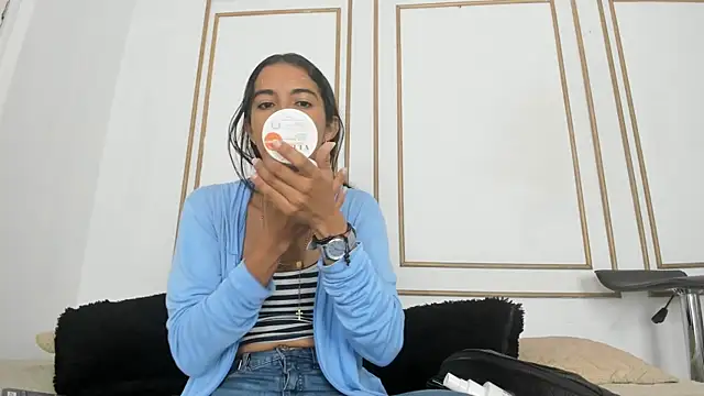 emily gaviria1 online show from May 2026 12:12:01 PM