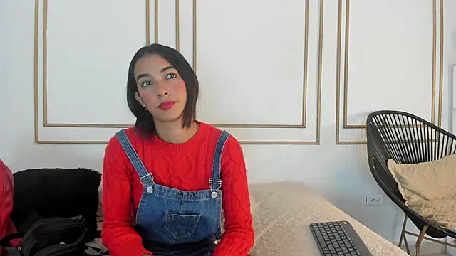 emily gaviria1 online show from April 2026 12:20:01 PM