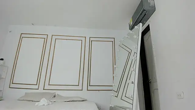 emily gaviria1 online show from March 2026 11:59:02 AM