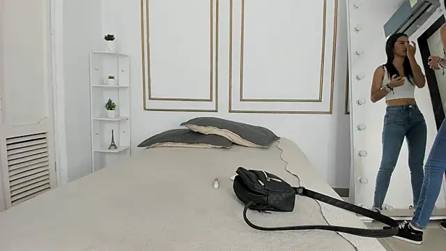 Snapshot of emily_gaviria1 chatting on March 2026 11:50:02 AM emily gaviria1 online show from March 2026 11:50:02 AM