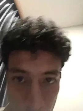 Snapshot of satisfaction044 chatting on February 2026 05:35:01 PM satisfaction044 online show from February 2026 05:35:01 PM