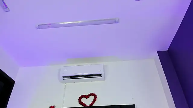 Snapshot of scarlet__ray_ chatting on February 2026 11:54:02 AM scarlet ray online show from February 2026 11:54:02 AM