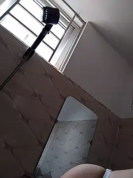 Jinnie sexy online show from March 2026 06:17:01 AM