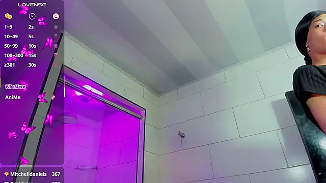 madison mujica  online show from April 2026 11:12:01 AM