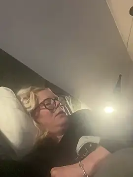 Amelie BlondeXX online show from March 2026 10:22:02 AM