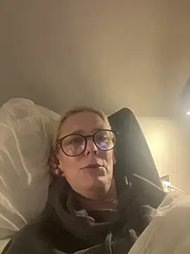 Amelie BlondeXX online show from March 2026 06:11:02 PM
