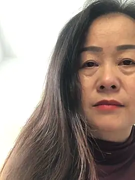 xiaotong2026 online show from April 2026 06:09:01 AM