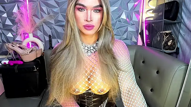 10inDominant Ayesha online show from March 2026 07:03:02 PM