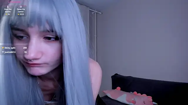 kira montelle online show from March 2026 06:53:01 PM