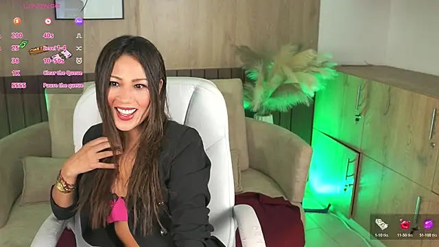 SilviaStoneX online show from March 2026 11:34:02 AM