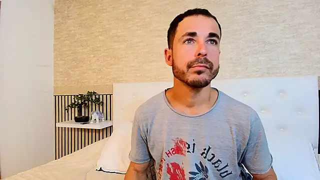 Adams Sanz online show from March 2026 08:09:01 PM