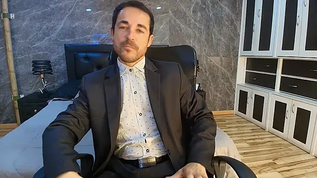 Adams Sanz online show from July 2026 07:35:01 PM