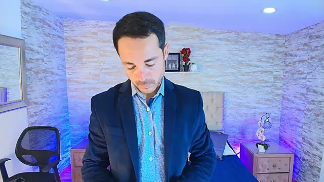 Adams Sanz online show from May 2026 08:39:01 PM