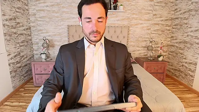 Adams Sanz online show from July 2026 07:20:01 PM