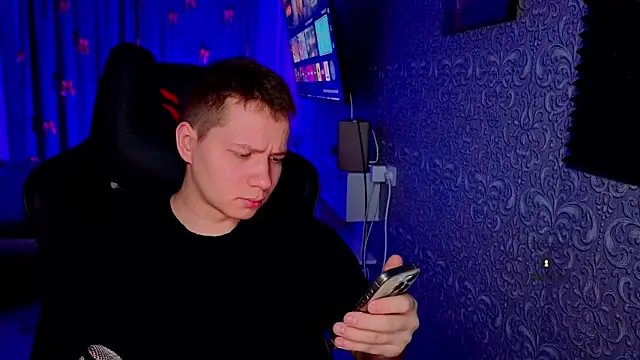 Karl Night  online show from February 2026 05:34:02 PM