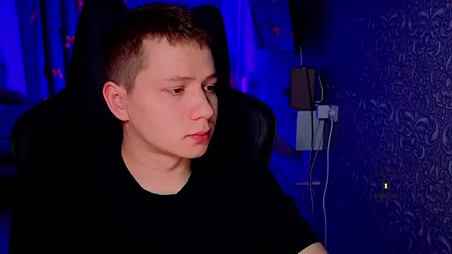 Karl Night  online show from February 2026 06:08:01 PM