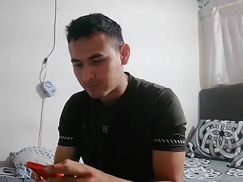 Snapshot of anthony-10 chatting on February 2026 10:32:02 PM anthony-10 online show from February 2026 10:32:02 PM