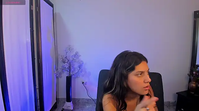 VioletHall2 online show from February 2026 05:35:02 PM