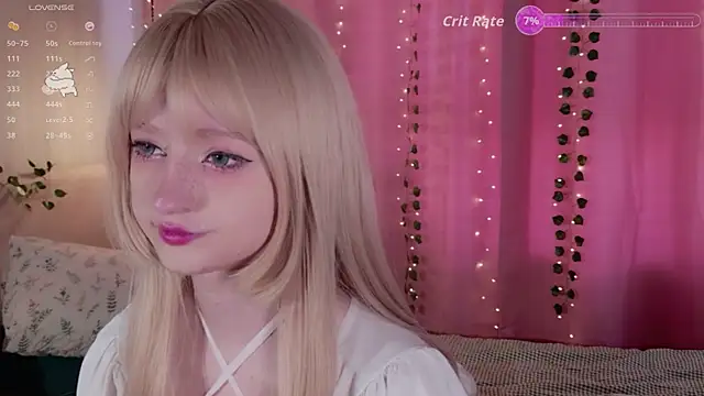 Snapshot of effy_dollie chatting on June 2026 12:17:02 PM effy dollie online show from June 2026 12:17:02 PM