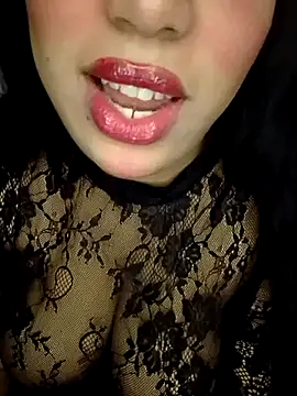 madleen Mm online show from April 2026 06:41:01 PM